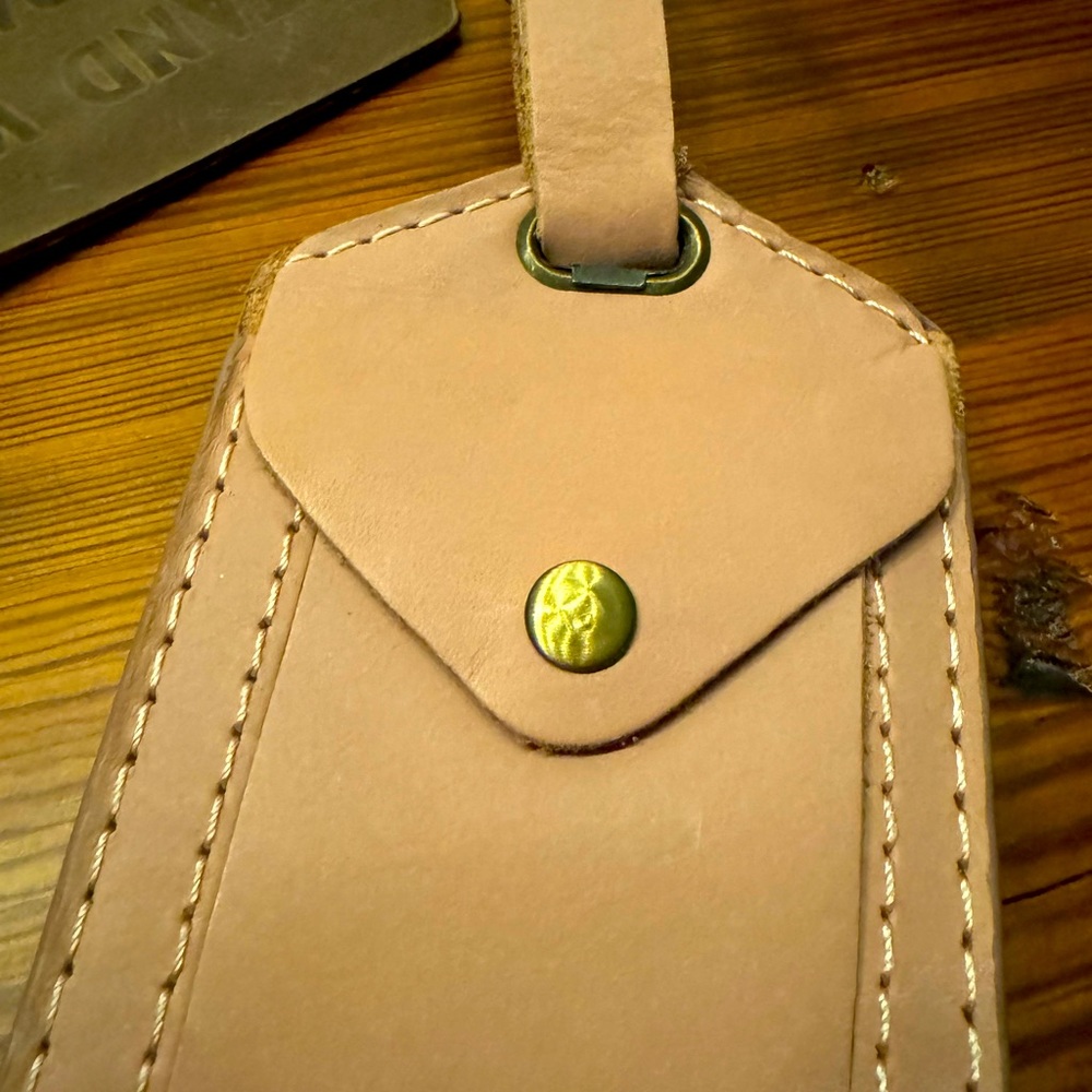NWT Leather “KK” Monogramed Luggage Tag Dusty Pink Bronze Hardware - Picture 3 of 5
